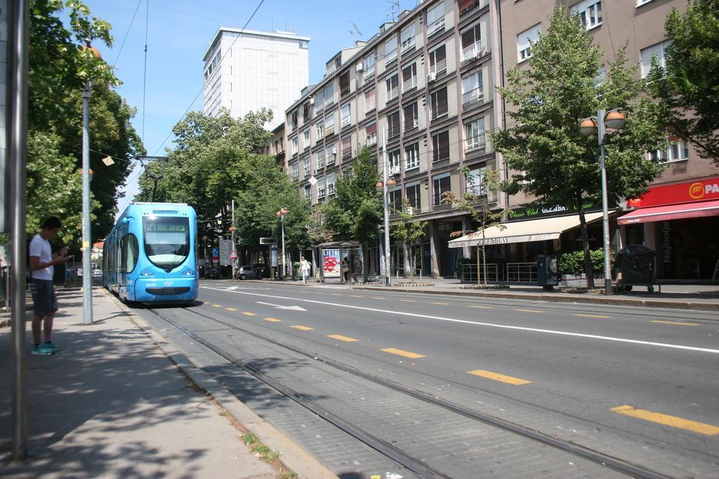 Vla Vla Apartments With Parking Zagreb Bagian luar foto